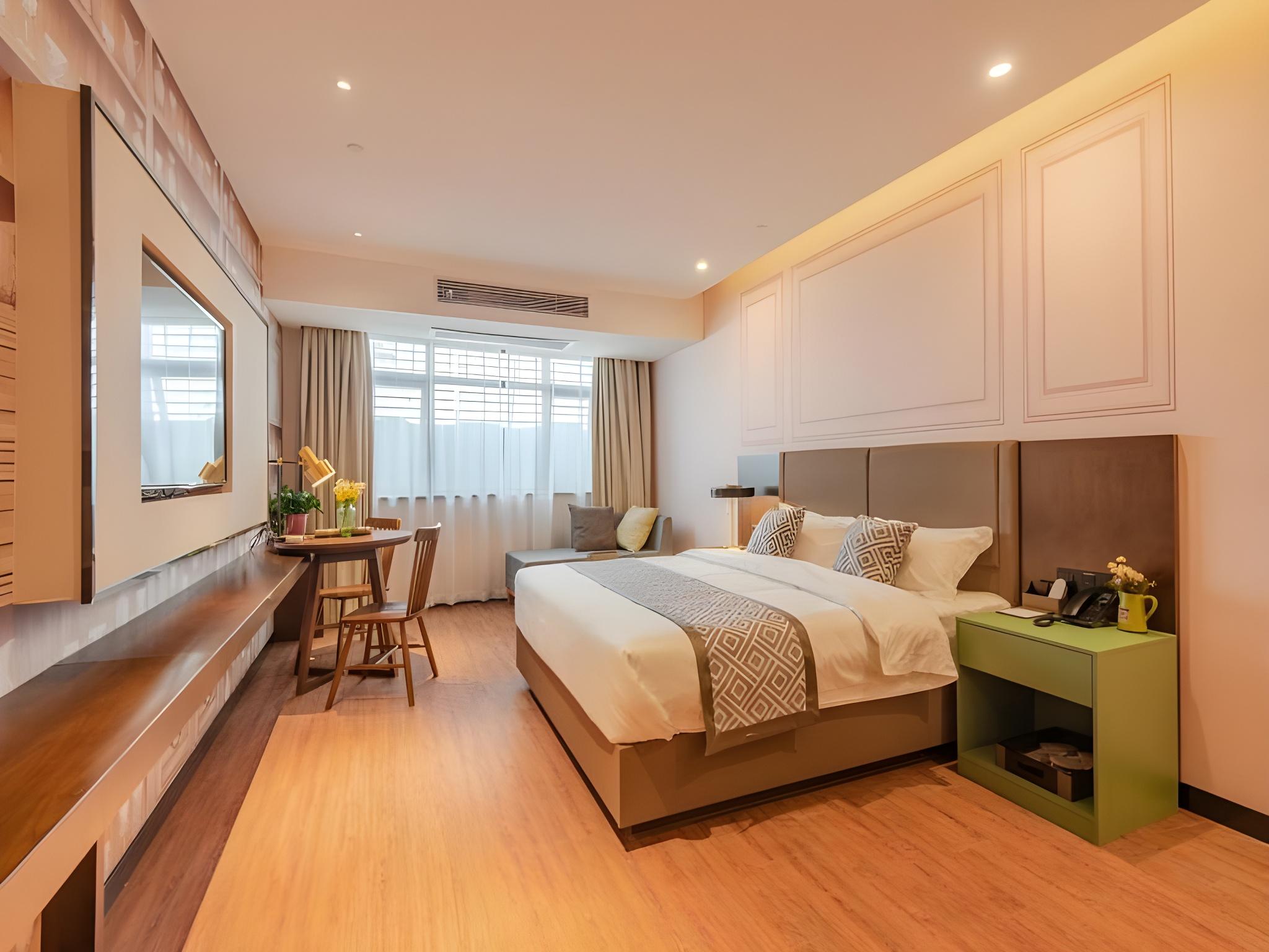 Business Suite Room