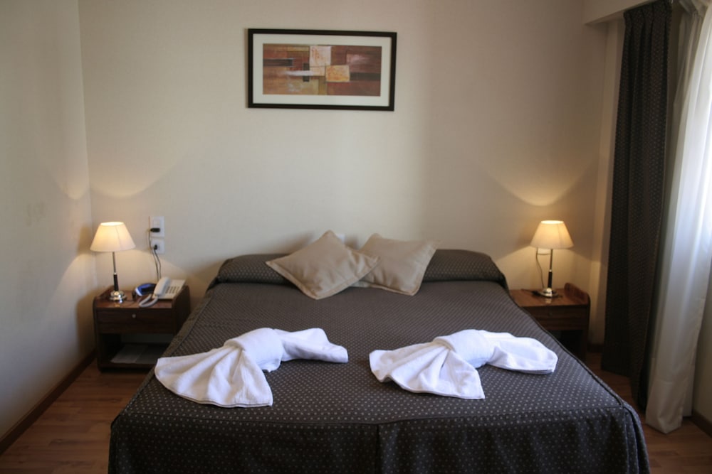 STANDARD, DOUBLE BED