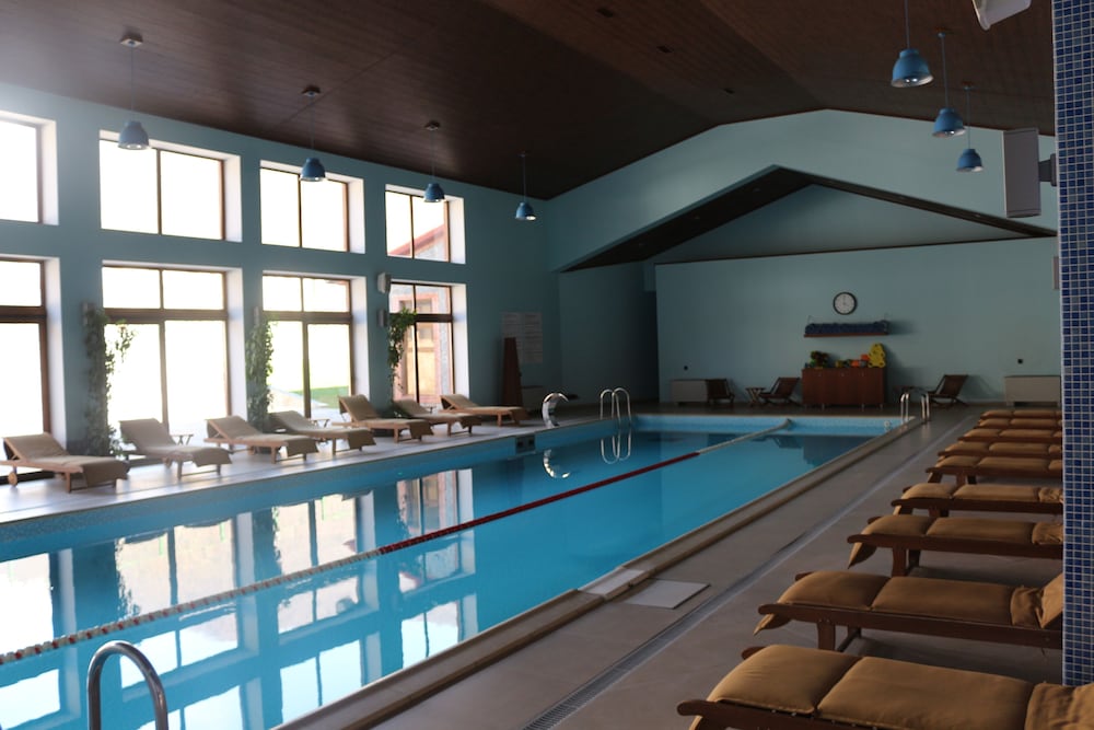 El Resort Hotel 25/50