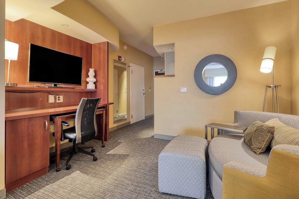 Suite, Multiple Beds, Accessible