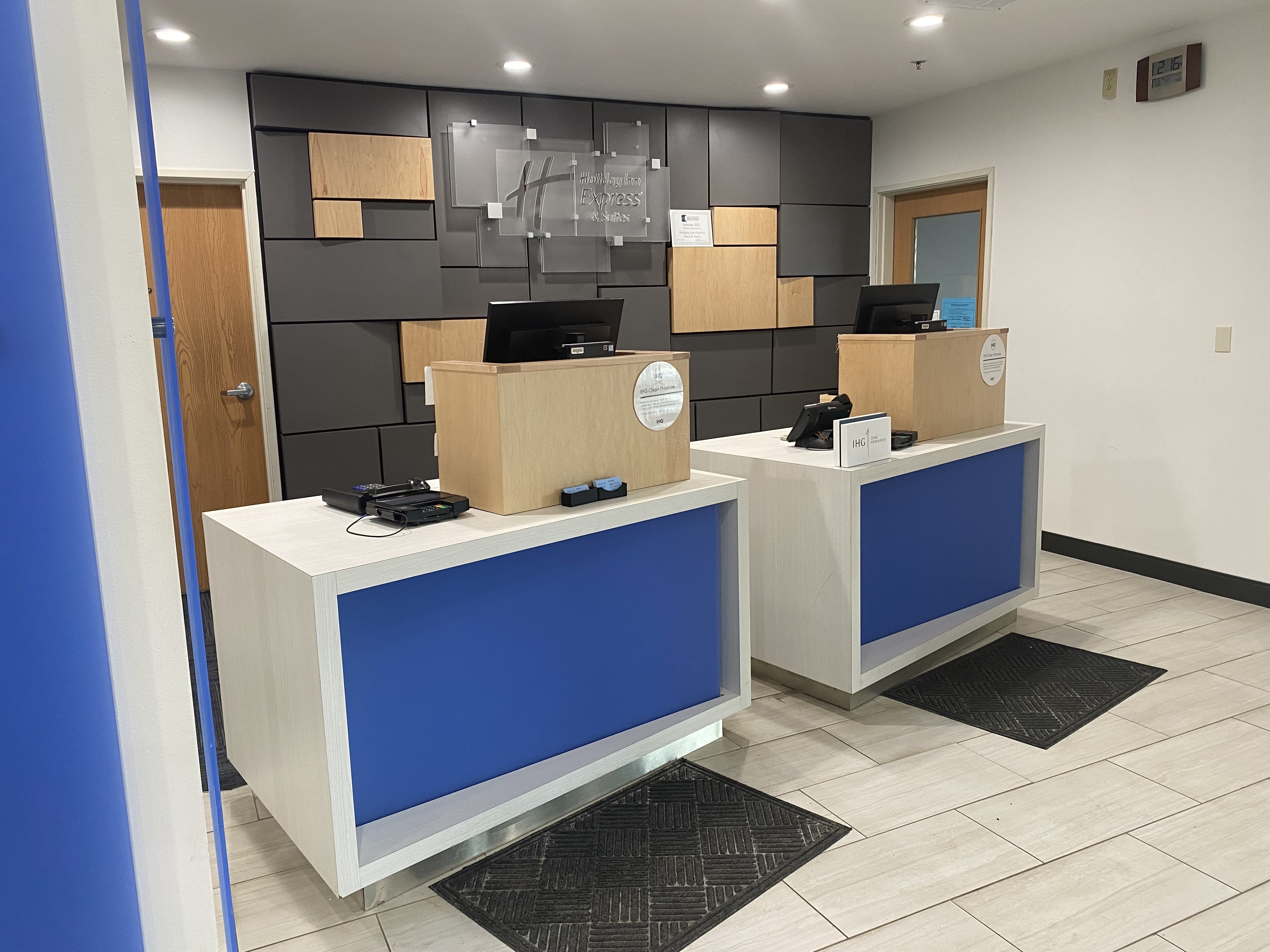 Holiday Inn Express Hotel Suites Logansport 6/70