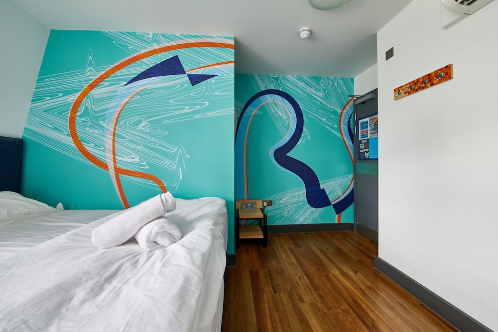 St Christophers Inn Village London Bridge Hostel Ex Hostel St Christophers Village 19/74
