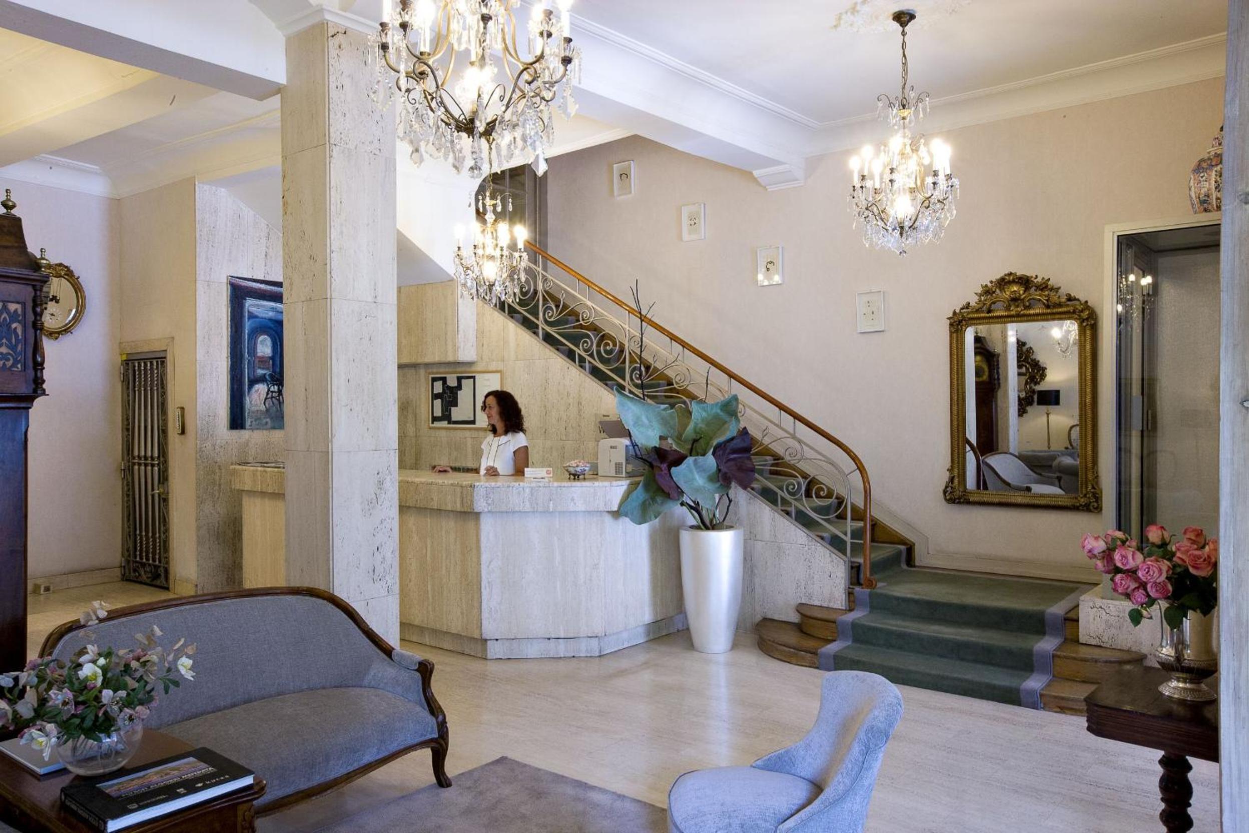 Hotel Niza 8/75