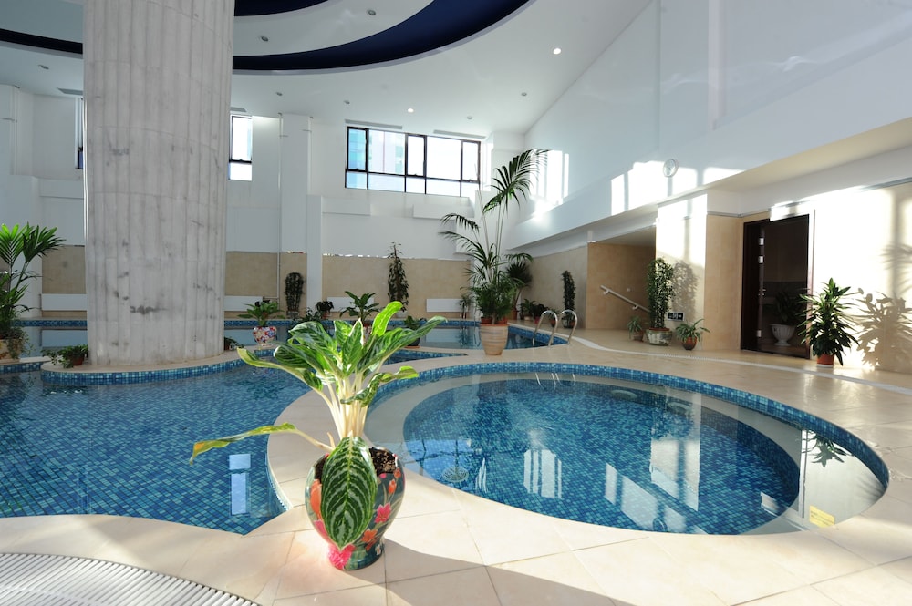 Beijing Palace Soluxe Hotel Astana 27/50