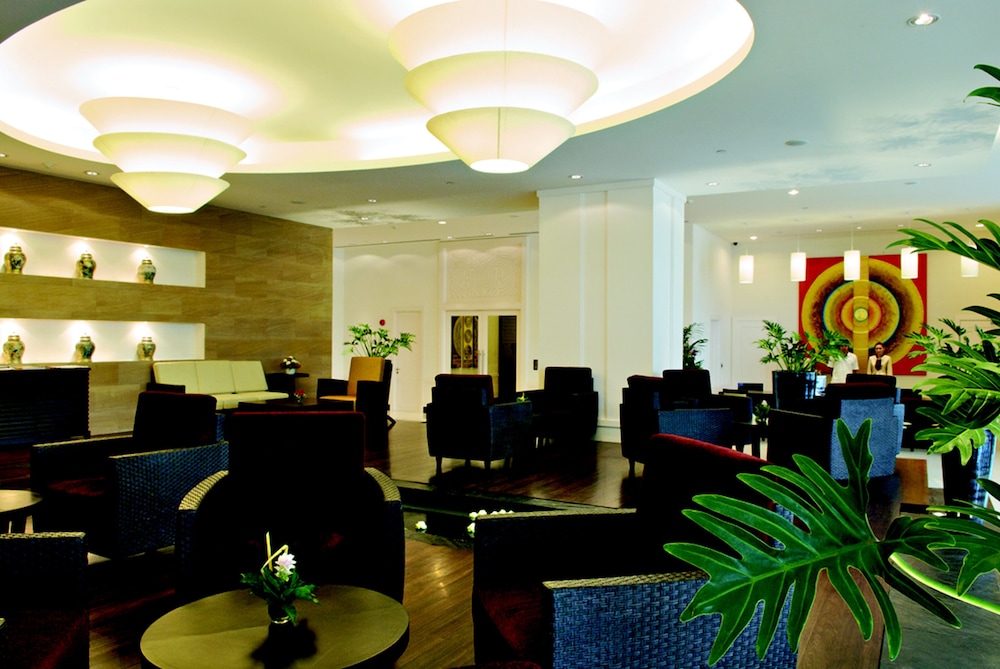 The Narathiwas Hotel and Residence Sathorn Bangkok 11/63