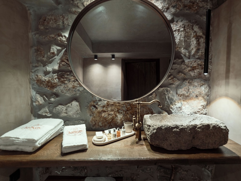 KaSeas Boutique Hotel 48/50