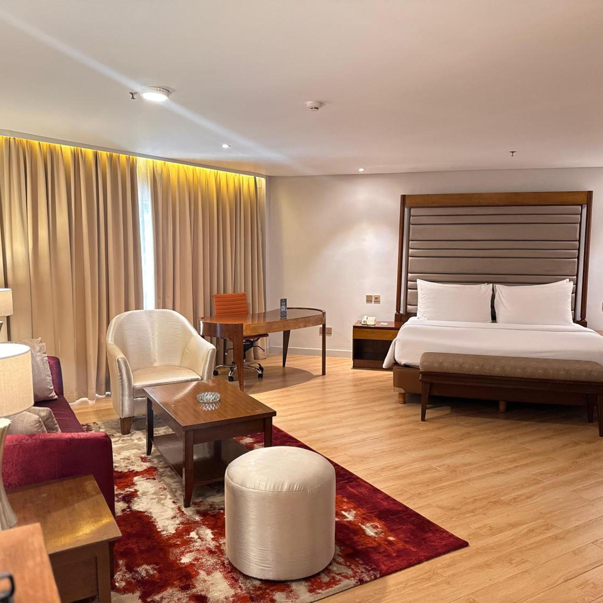 Deluxe Suite