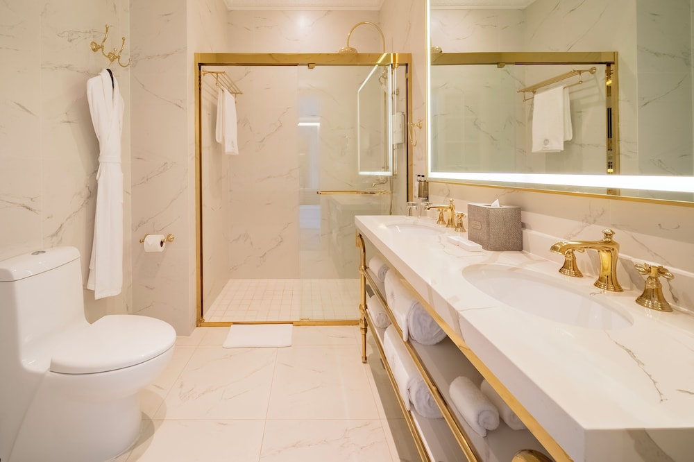 Casco, King Bed، Hotel La Compania In The Unbound Collection By Hyatt 9/10