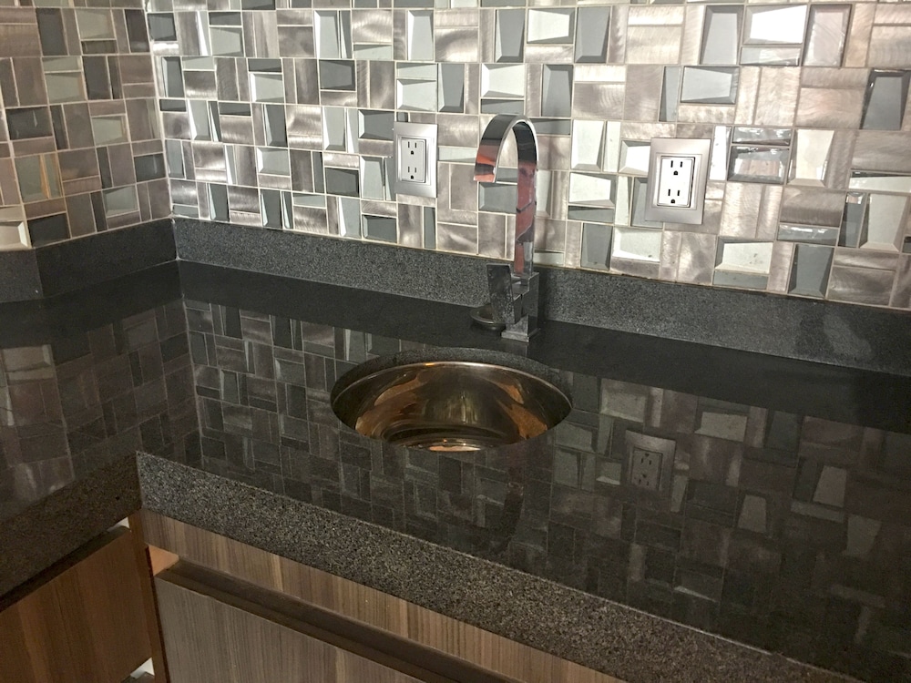 Cancun Plaza Condo 9/49