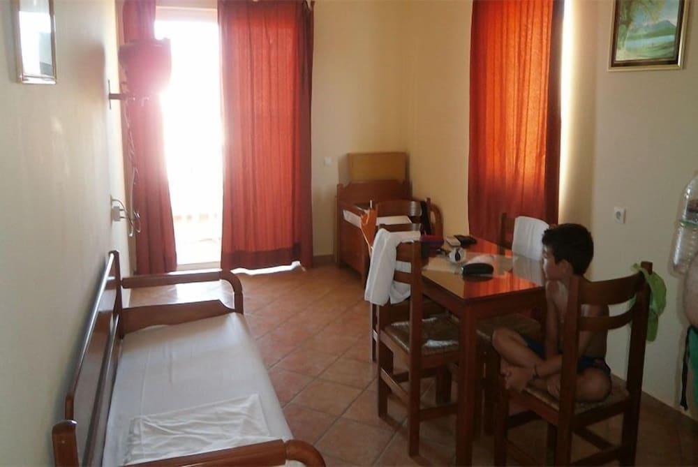 Irinoula Dreams 30/50