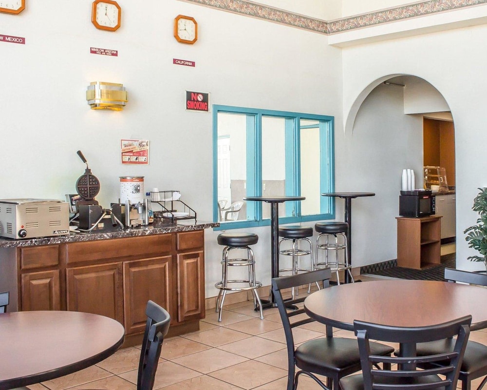 Quality Inn Winslow I-40 27/31
