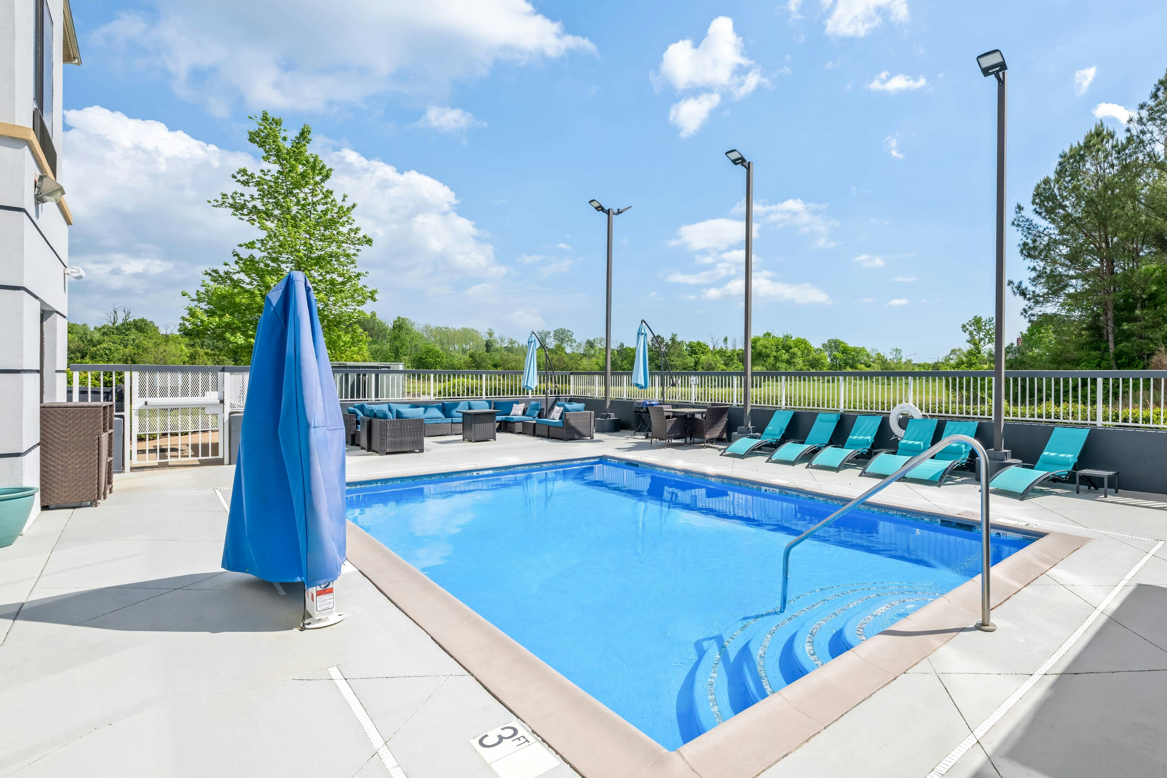 Fairfield Inn Suites By Marriott Gadsden 31/64