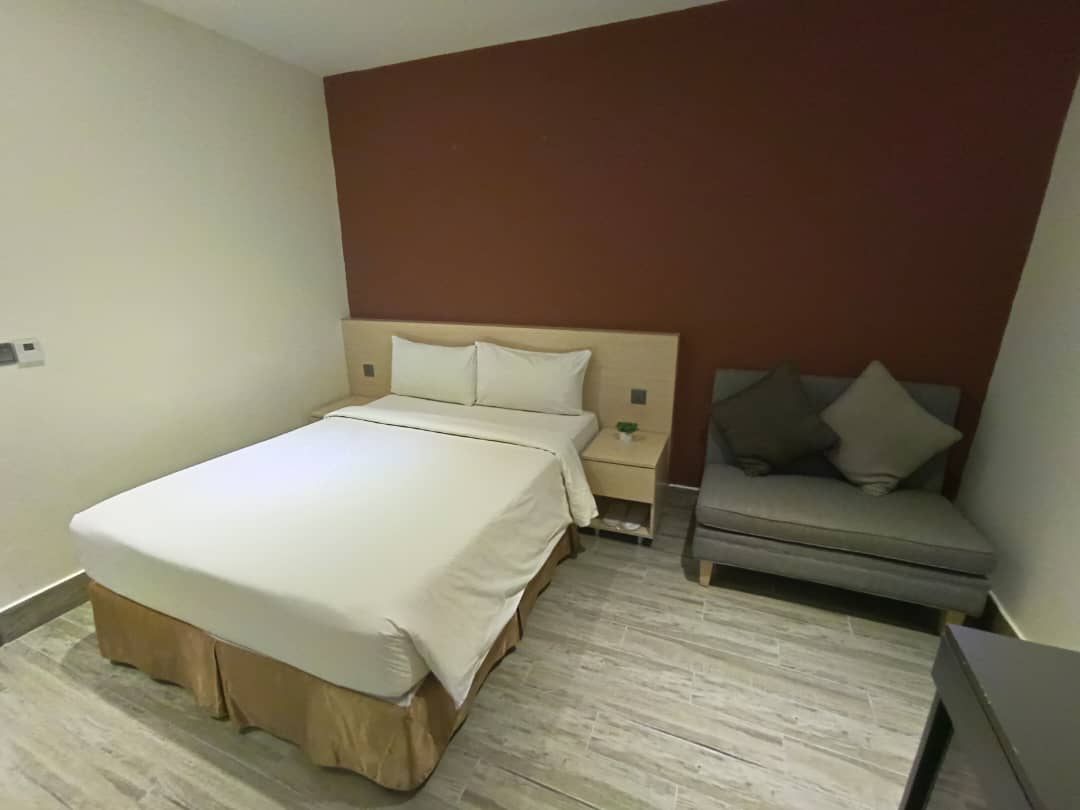 Inner, Double Bed