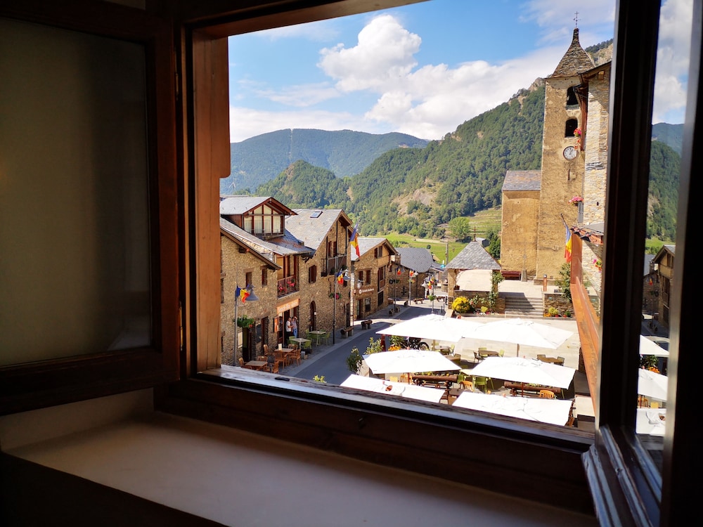 Santa Barbara de la Vall de Ordino 3/24