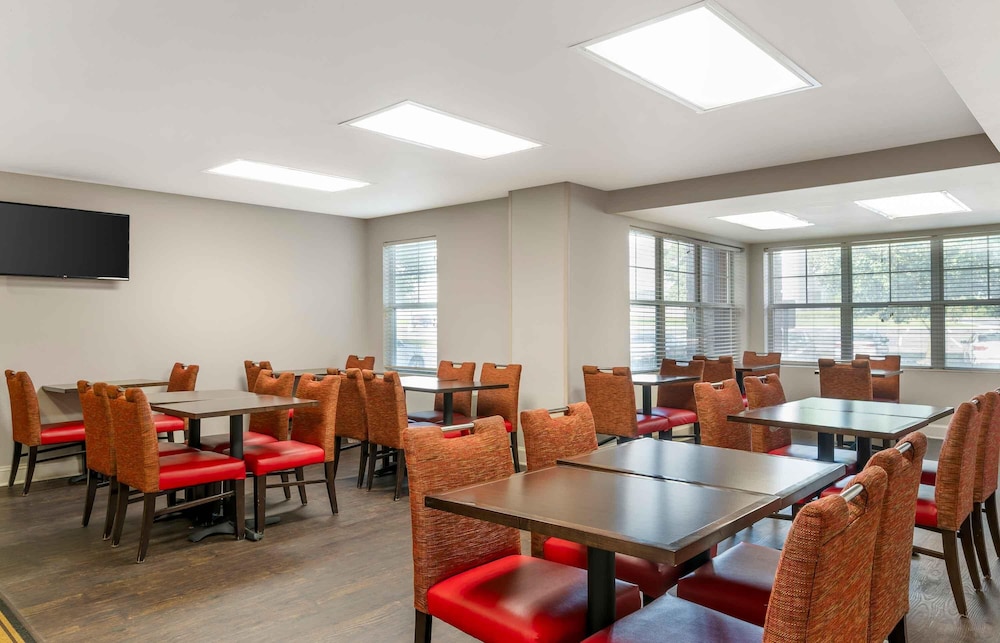 Extended Stay America - Indianapolis -Airport-W Southern Ave 51/60