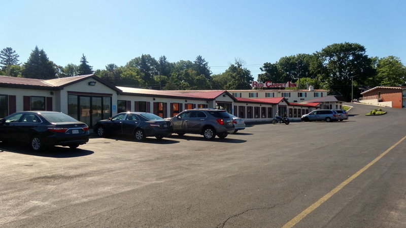 Red Carpet Inn North Syracuse 37/38