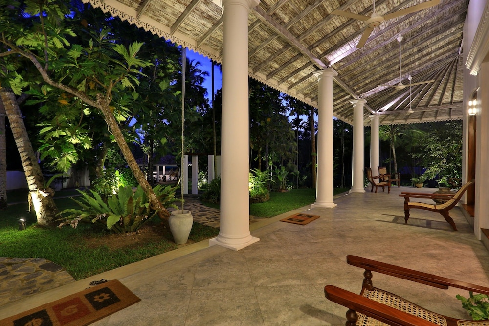 Amara Villa 38/47
