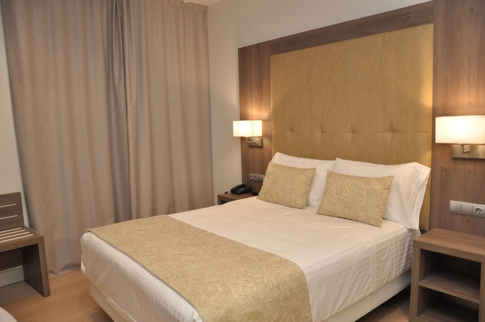 Hotel Selu 25/64