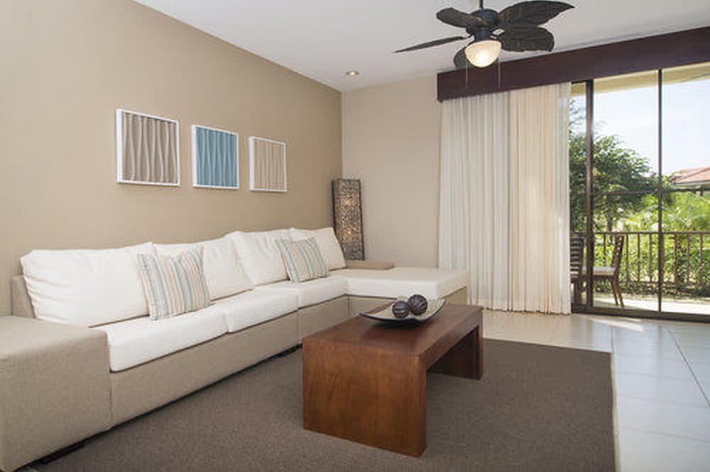 Breeze Private Residence Club 34/64
