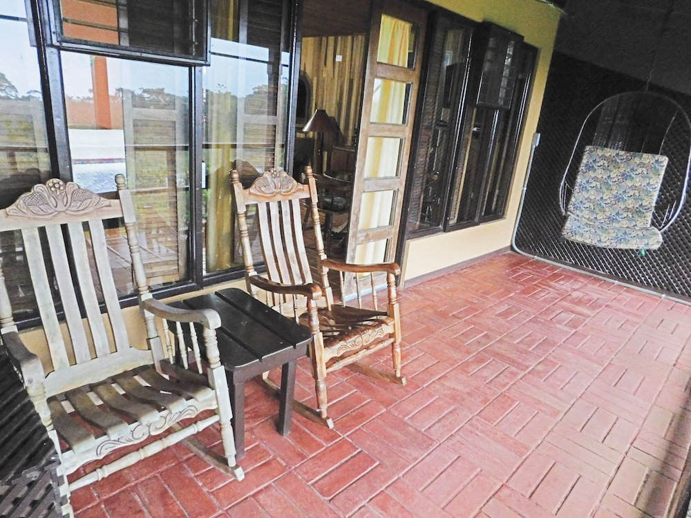 Arenal Lodge 45/73