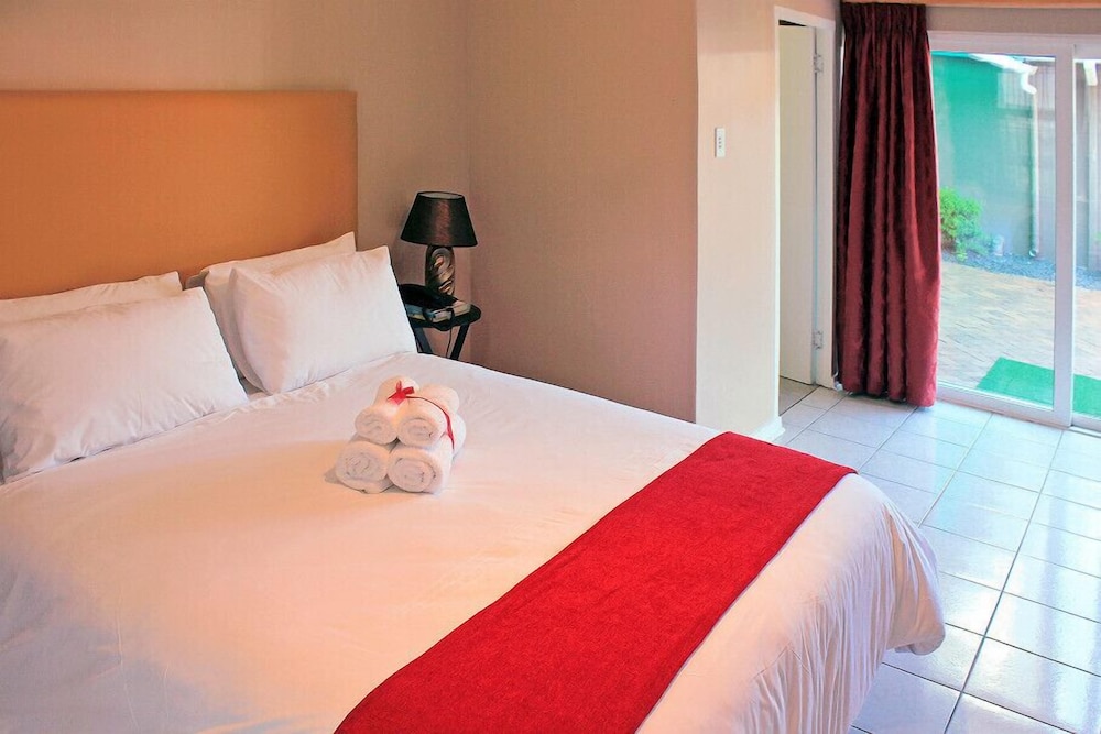 Durban Manor Guest House 6/38