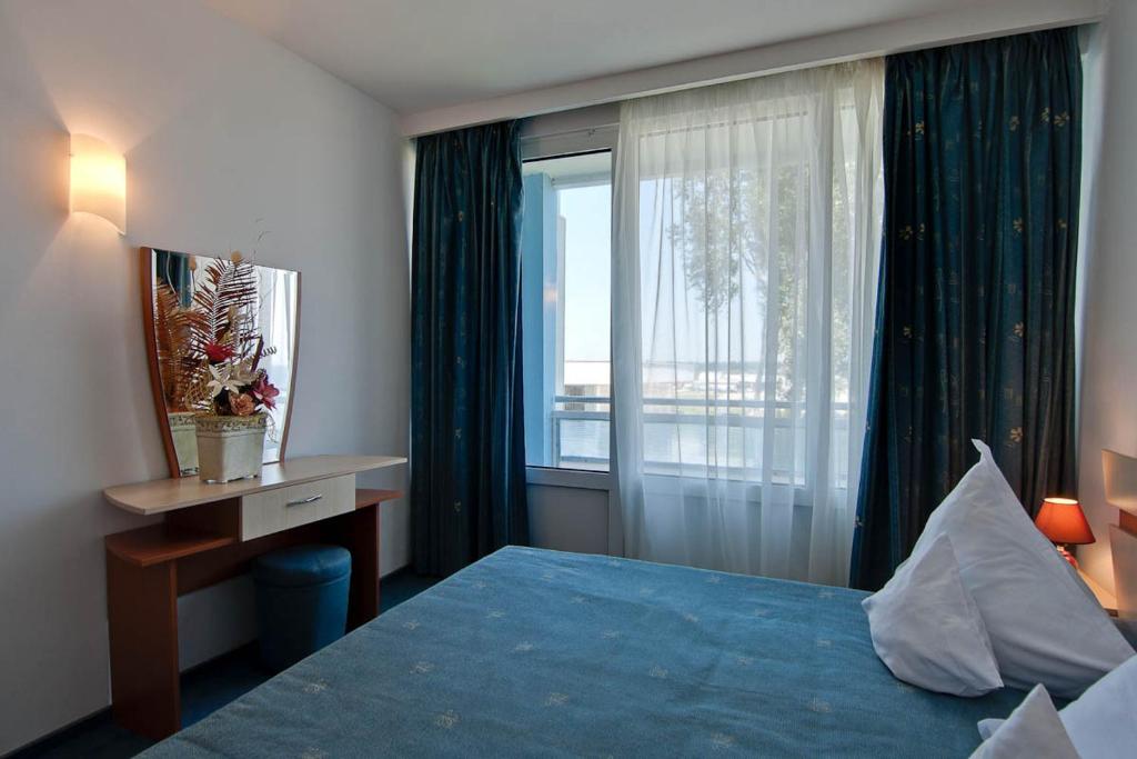 Hotel Sirena 7/30