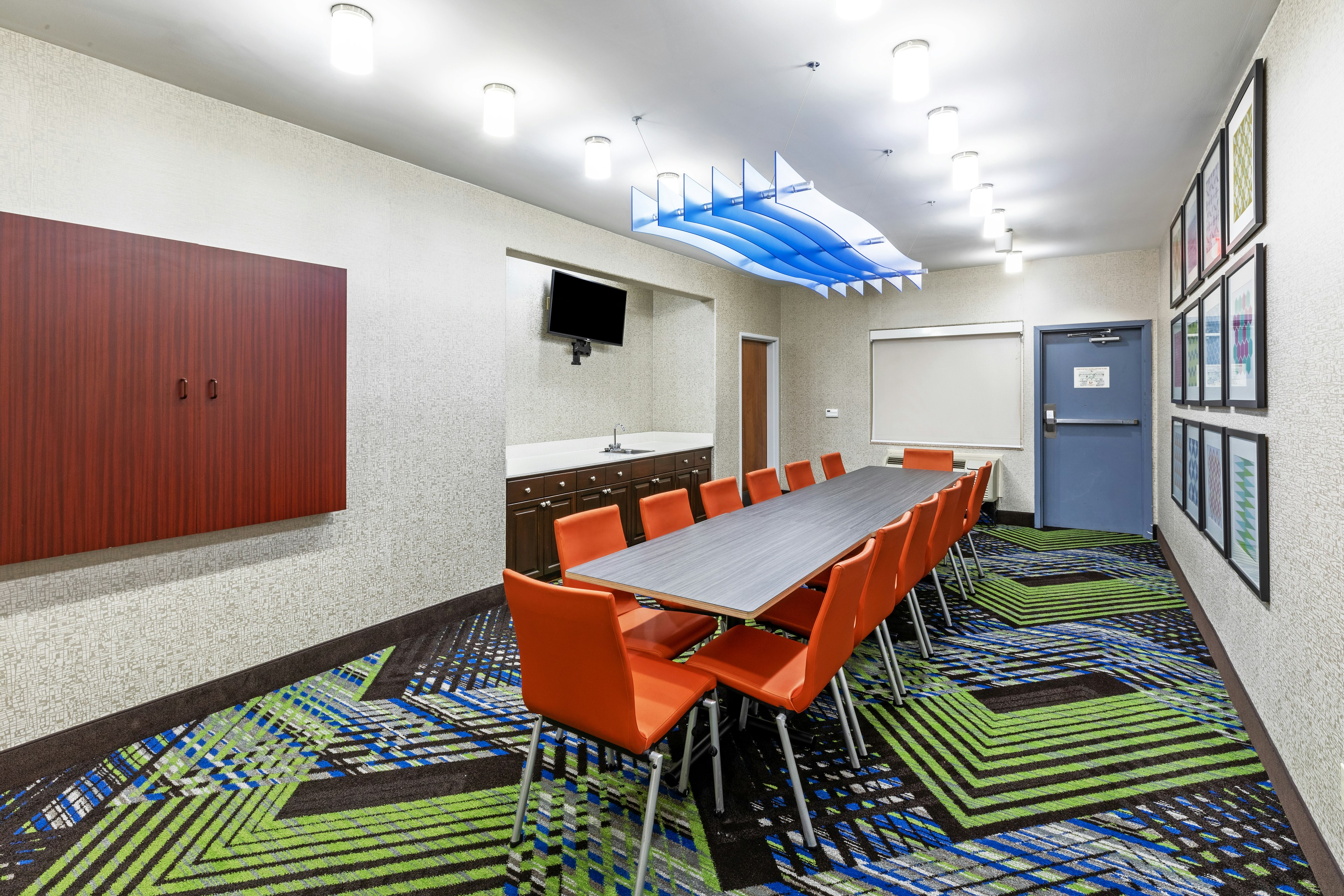 Holiday Inn Express Hotel And Suites Lafayette South 34/39