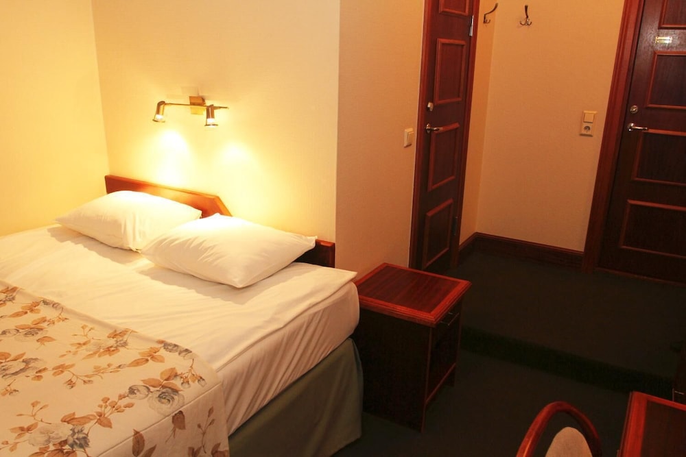 Victoria Hotel 21/49