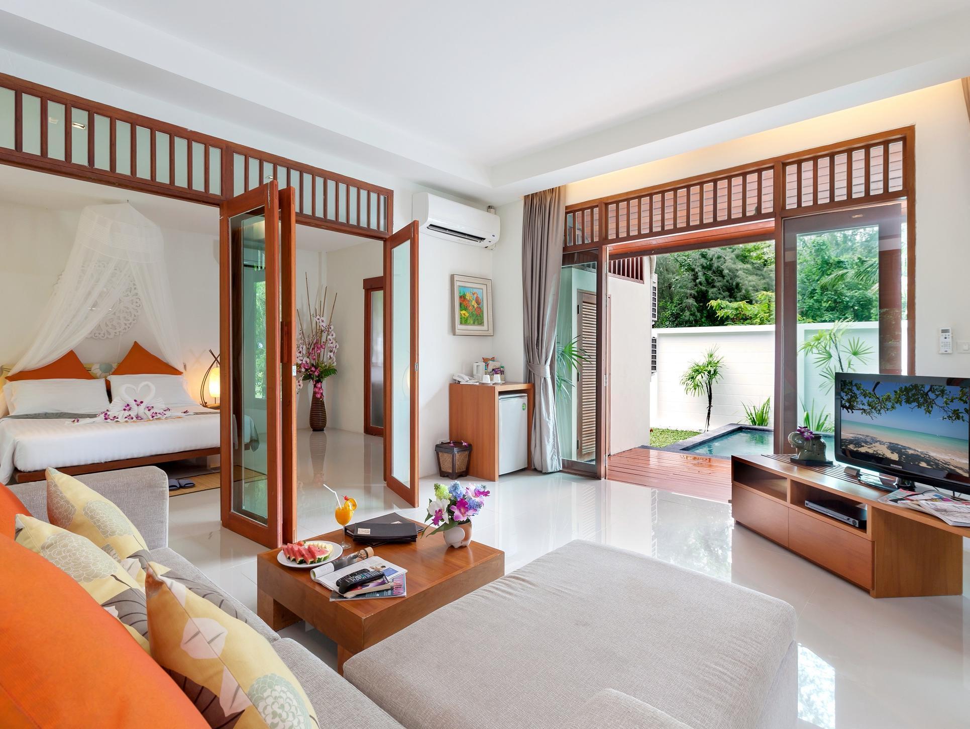 Grand, Pool, Villa
