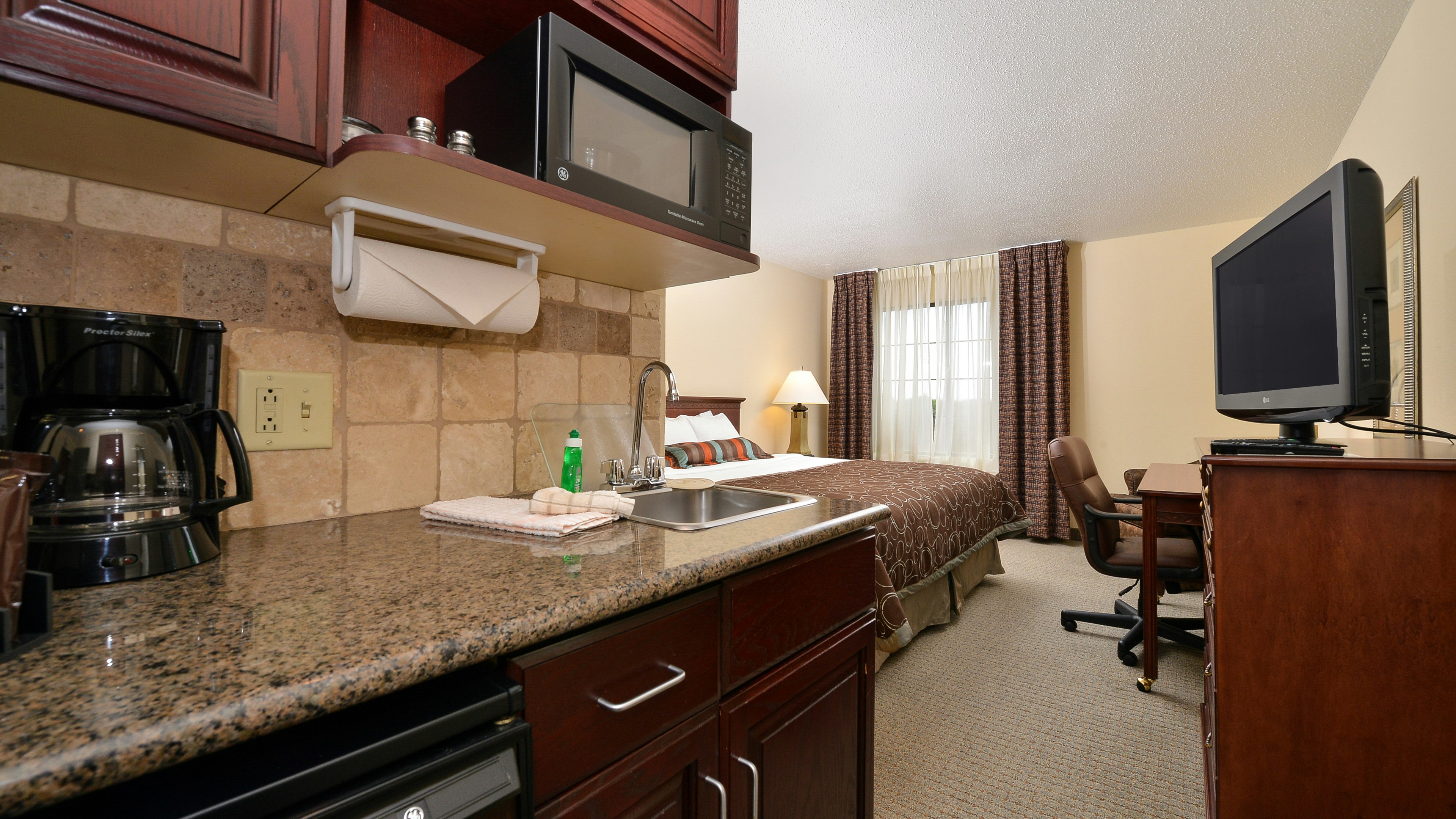 Staybridge Suites West Des Moines 76/76