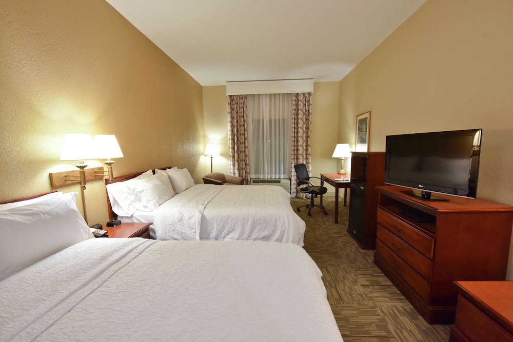 Hampton Inn Selma 26/42