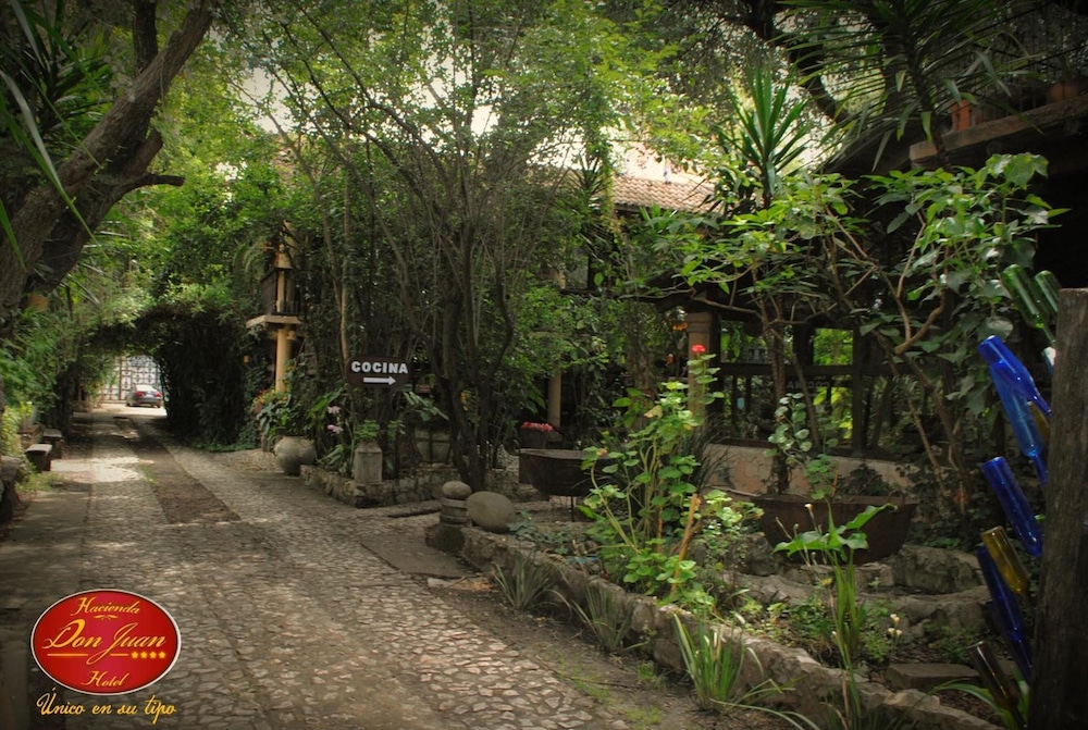 Hacienda Don Juan 37/43