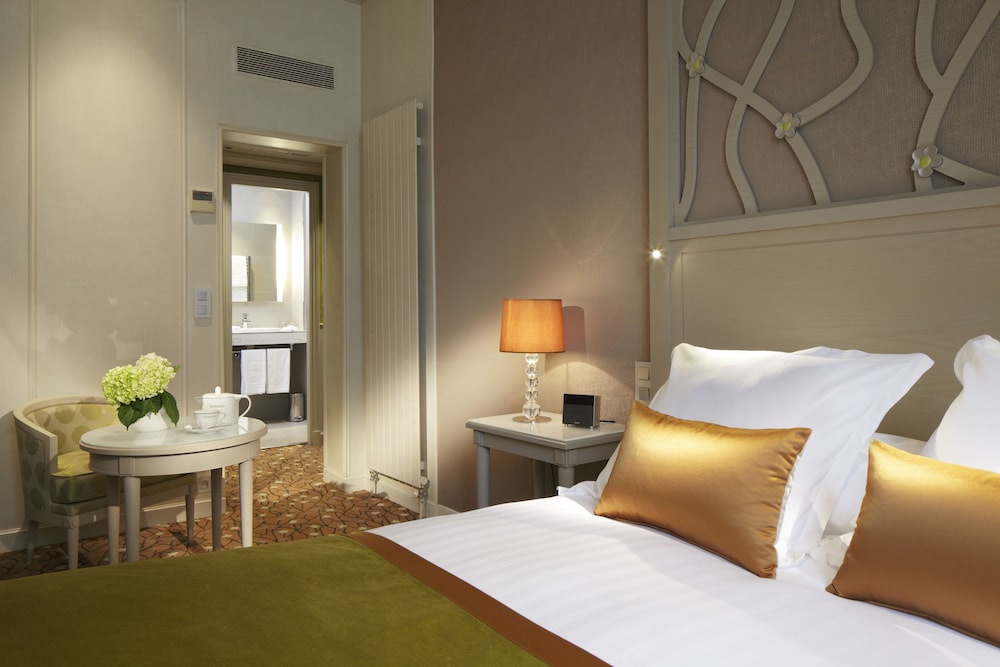 Hotel Splendid Etoile 12/58