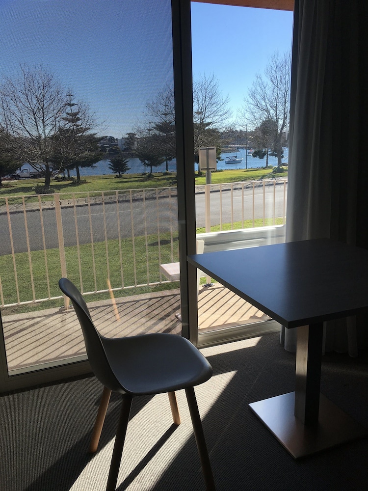 Argosy Motor Inn 36/42