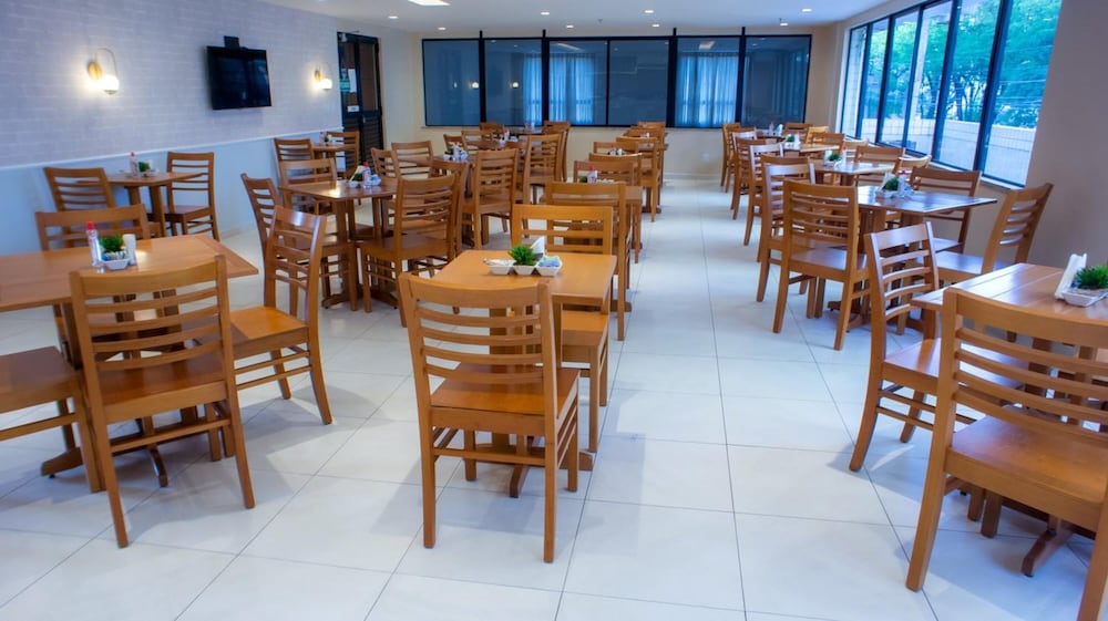 Villa Park Hotel 54/61