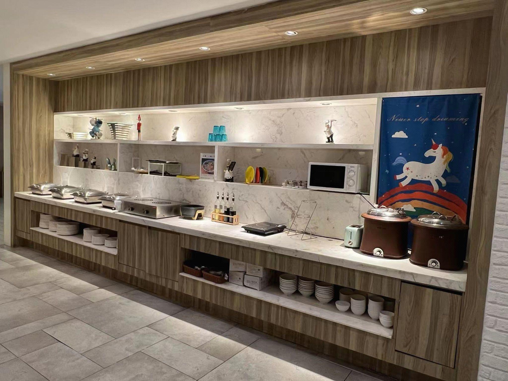Hanting Hotel (Nanjing Xinjiekou Center) 5/31