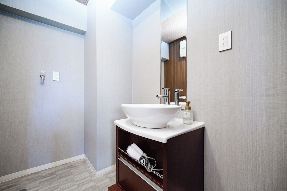 Residence Hotel Naha West 25/31