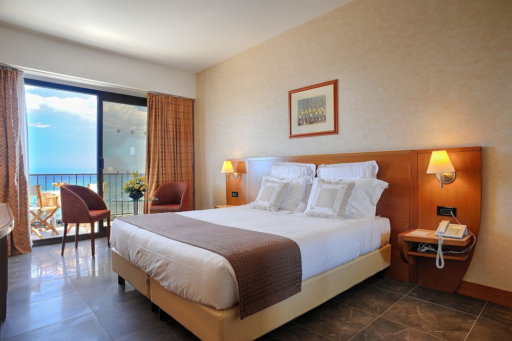 Grand Diana Majestic Hotel 9/50
