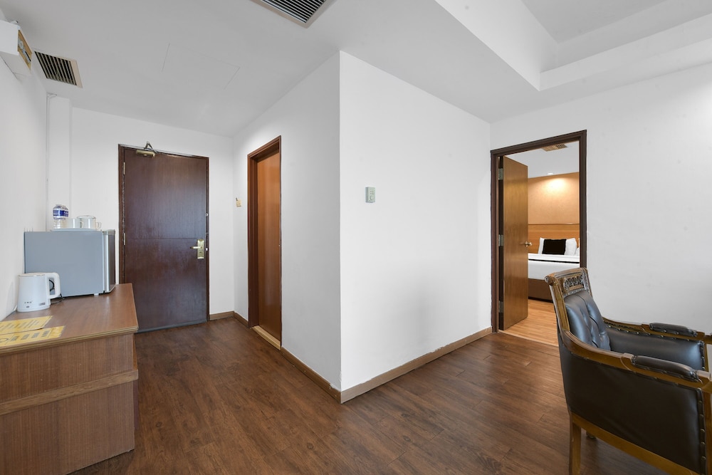 Palette - Kota Tinggi Mayres Hotel 14/54