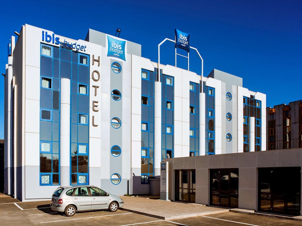 Ibis Budget Grigny Centre 1/40