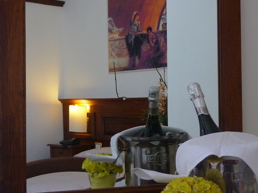 Albergo Del Sole 18/50