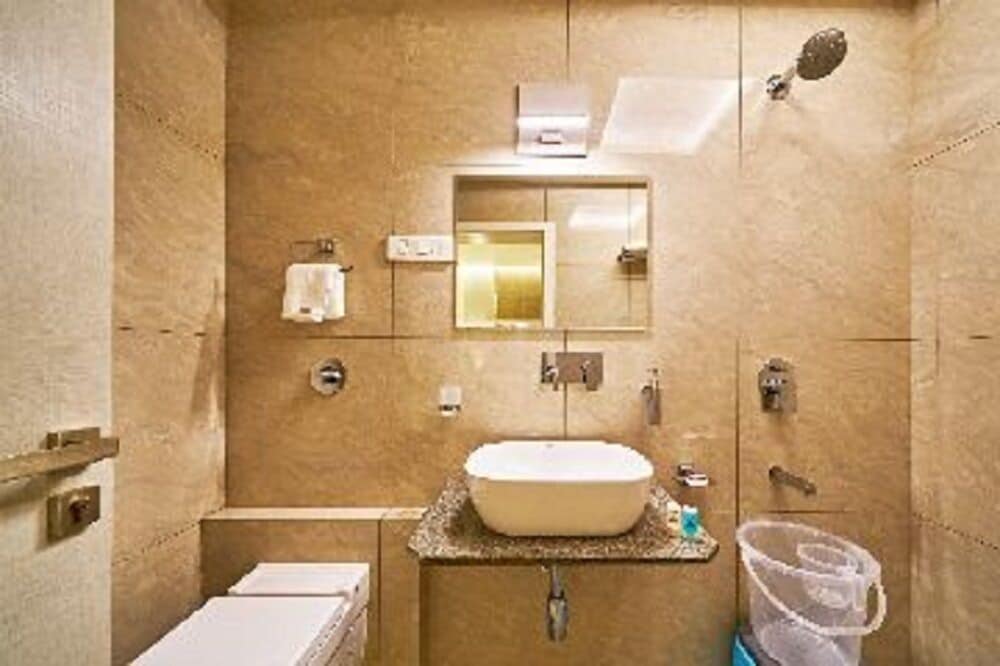 Hotel Atharv 15/17