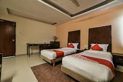 Hollyhock Hotel 6/13