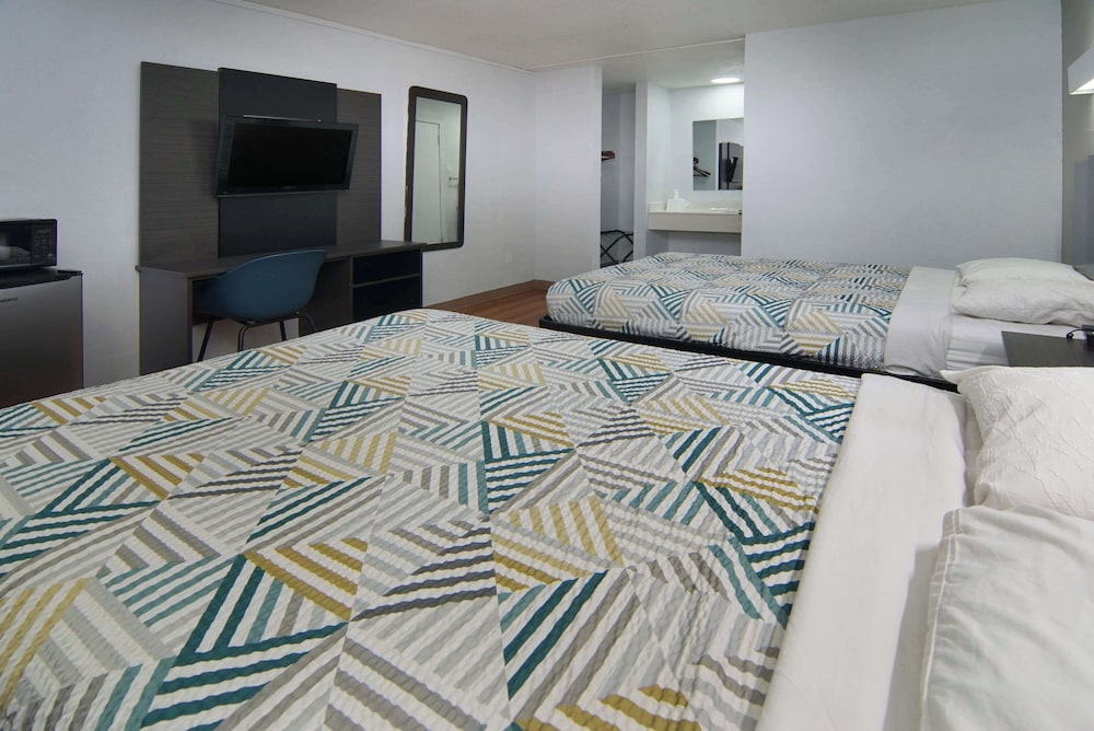 Motel6 Red Oak, TX - Dallas 23/37