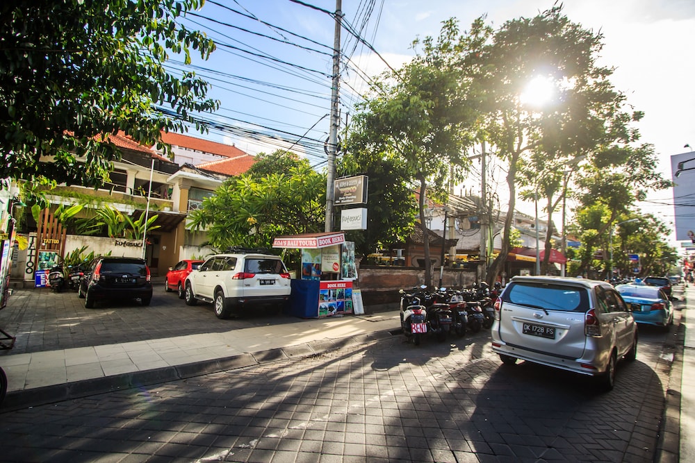Kuta Suci Beach Hotel 33/43