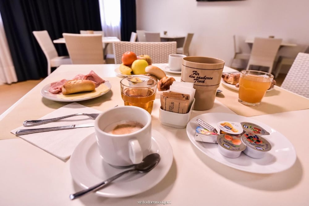 Standard Hotel Udine 50/57