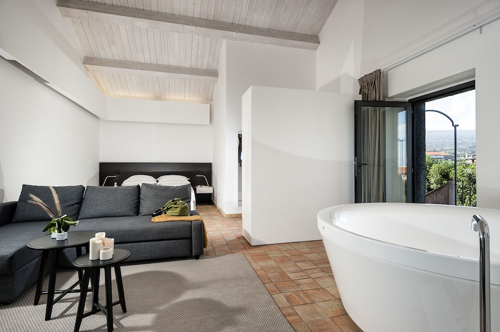 Ramo D Aria Etna Boutique Hotel 8/50