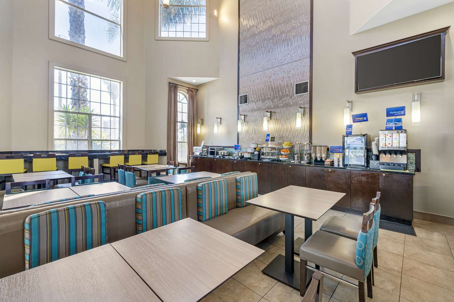 Best Western Oxnard Inn 36/48