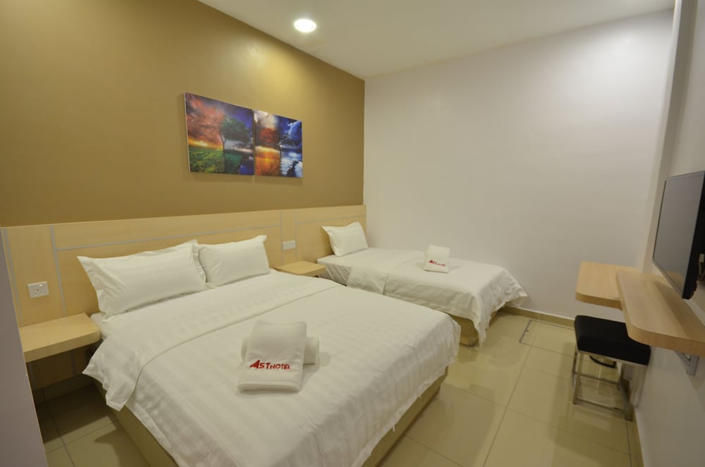 Ast Hotel 30/56