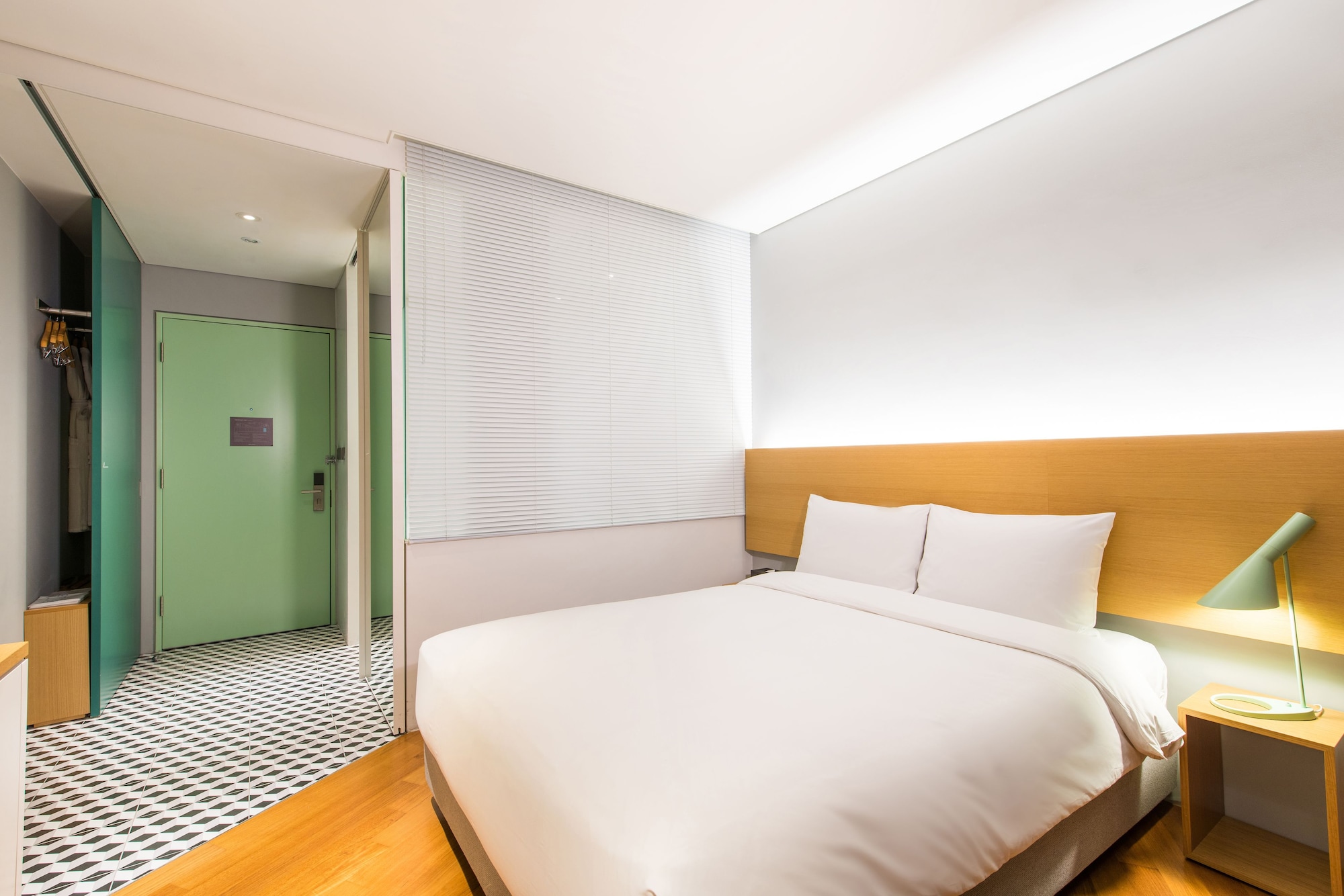 Deluxe, Double Bed